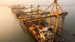 container shipping delays supply chain disruption